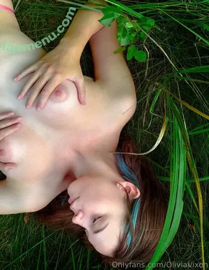 oliviavixon / livnixon nude photo #0014