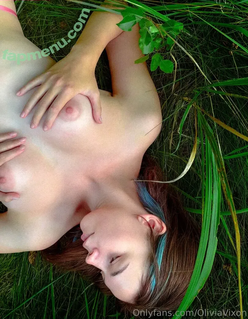oliviavixon nude photo #0014 (livnixon)