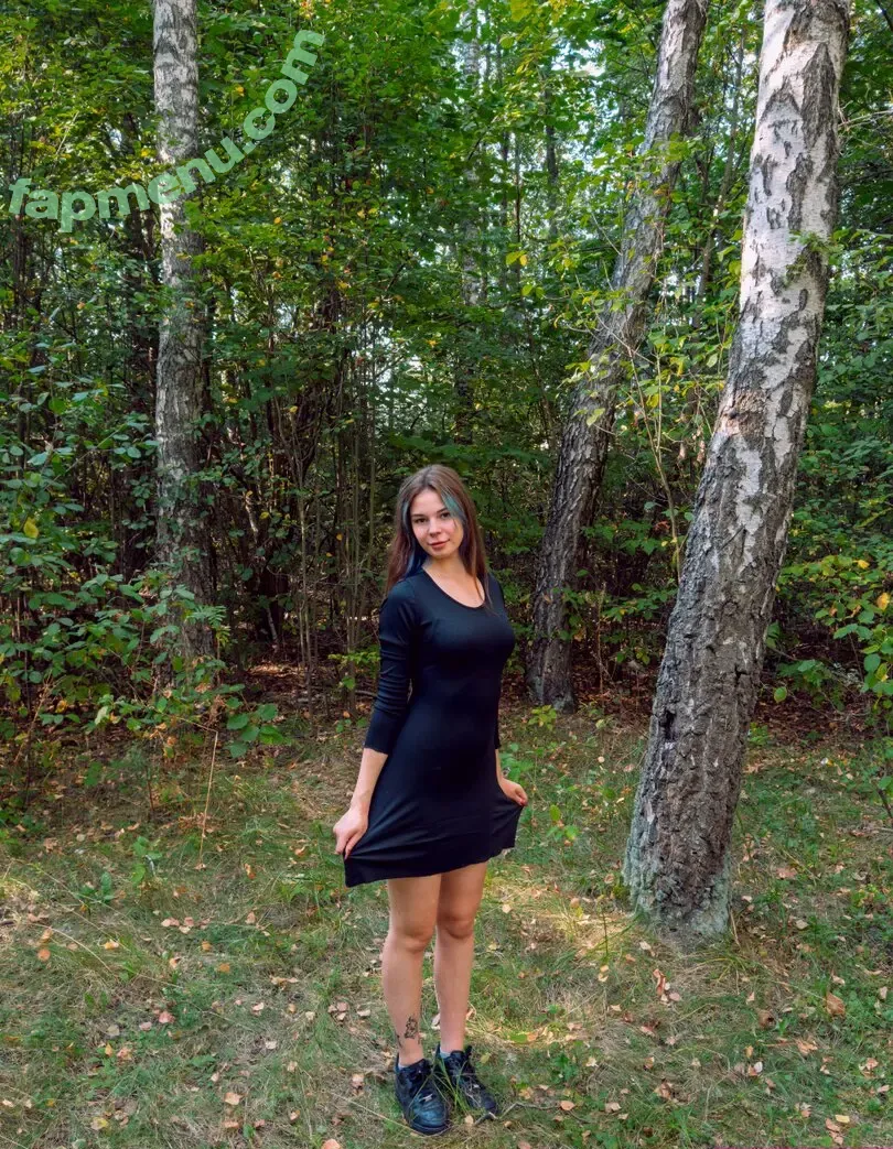 oliviavixon nude photo #0045 (livnixon)