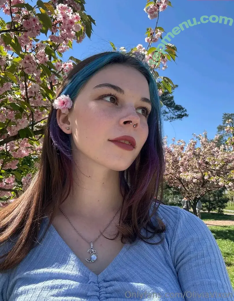 oliviavixon nude photo #0048 (livnixon)