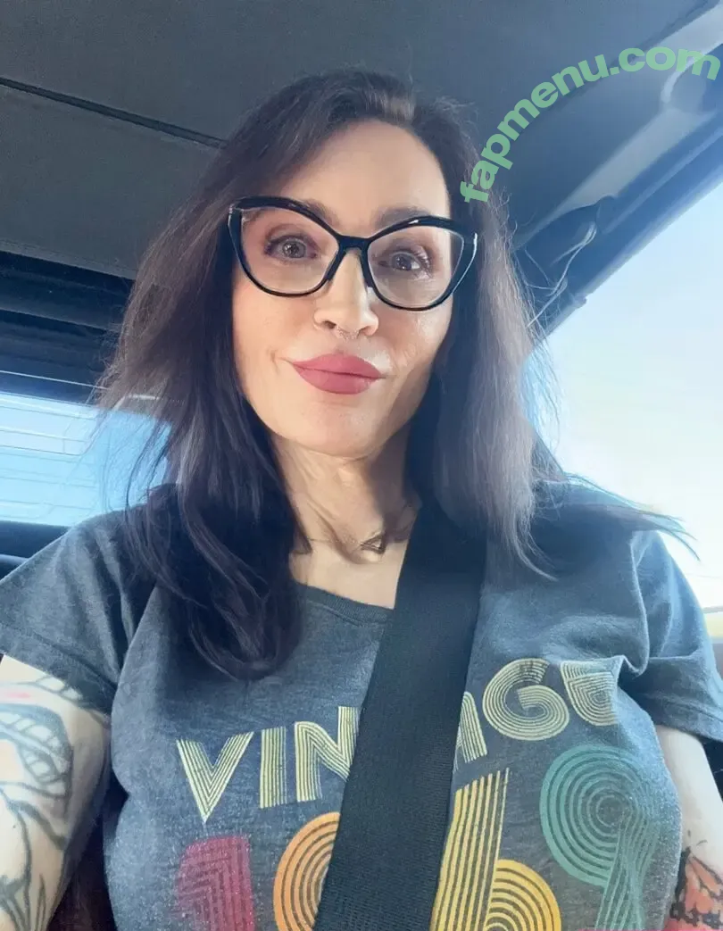 oliviavtrans nude photo #0002 (oliviavtran)