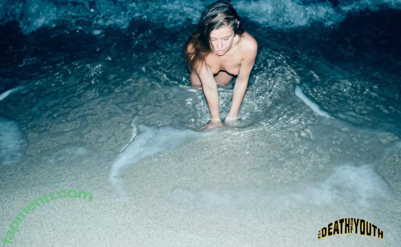 Oliwia Pawelczak nude photo #0054 (oliwiaorwhatever)