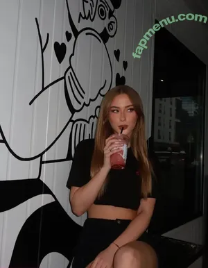 Oliwia Petryna / oliwia_petryna nude photo #0066