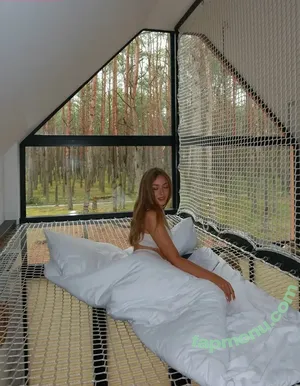 Oliwia Petryna / oliwia_petryna nude photo #0104