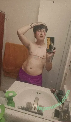  nude photo #0004