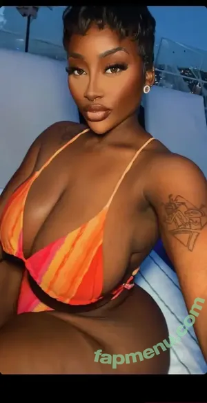 Oluwalinda nude photo #0003