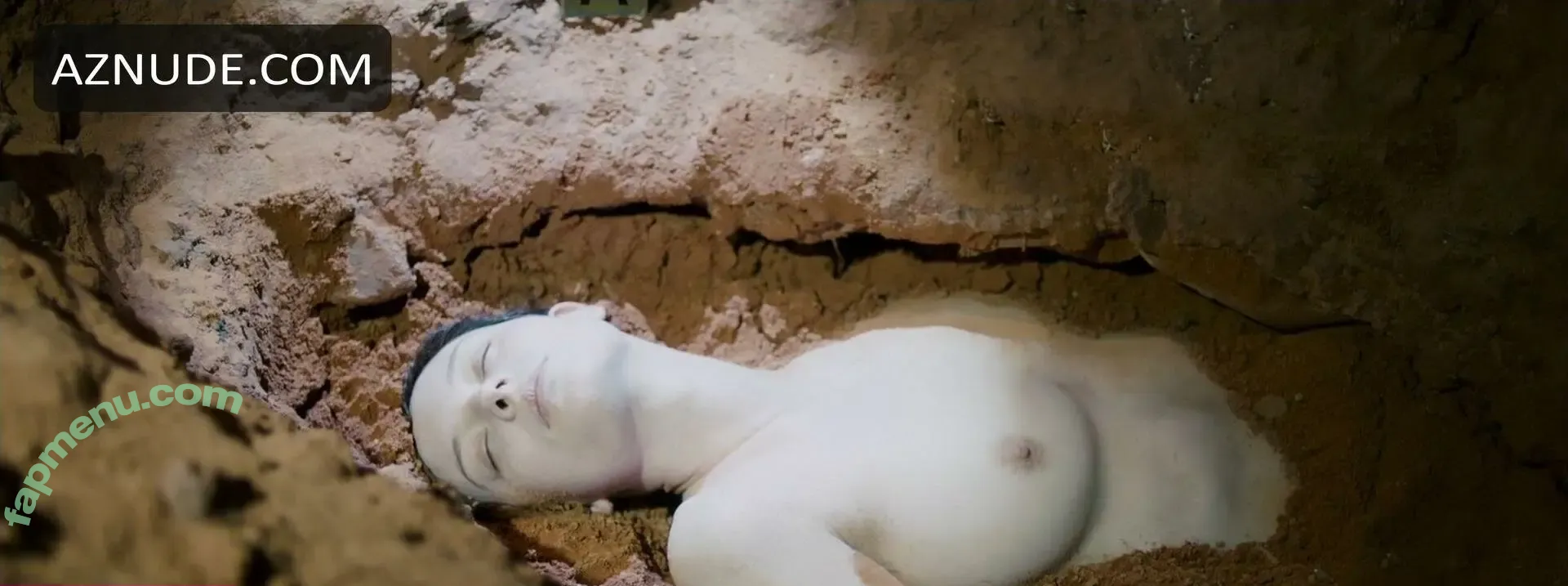 Olwen Catherine Kelly nude photo #0002 (Olwen Catherine Kelly)