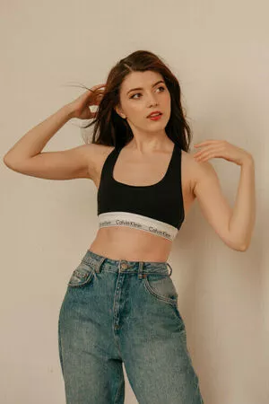 Olyashaa / deepfake / olyashaa_official / olyashaasaxon nude photo #0360