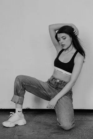 Olyashaa / deepfake / olyashaa_official / olyashaasaxon nude photo #0361