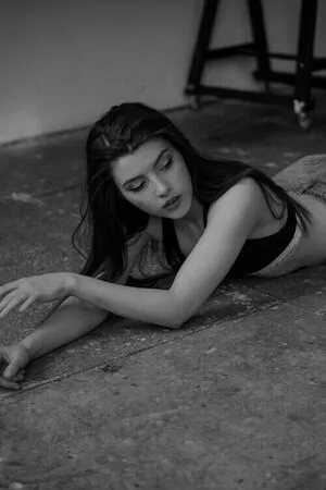 Olyashaa / deepfake / olyashaa_official / olyashaasaxon nude photo #0387