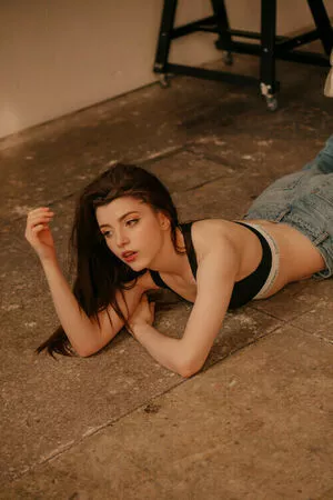 Olyashaa / deepfake / olyashaa_official / olyashaasaxon nude photo #0389