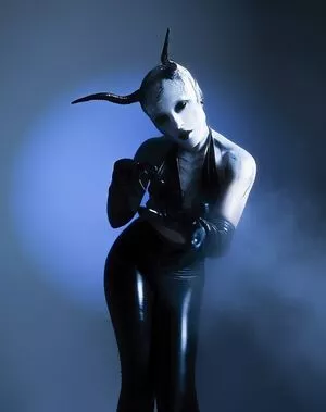 Olyashaa / deepfake / olyashaa_official / olyashaasaxon nude photo #0565