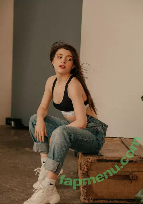 Olyashaa nude photo #0384 (deepfake / olyashaa_official / olyashaasaxon)