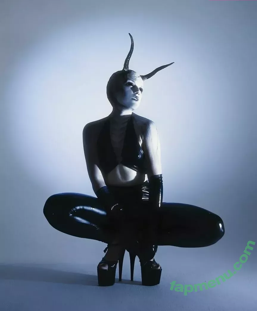 Olyashaa nude photo #0511 (deepfake / olyashaa_official / olyashaasaxon)