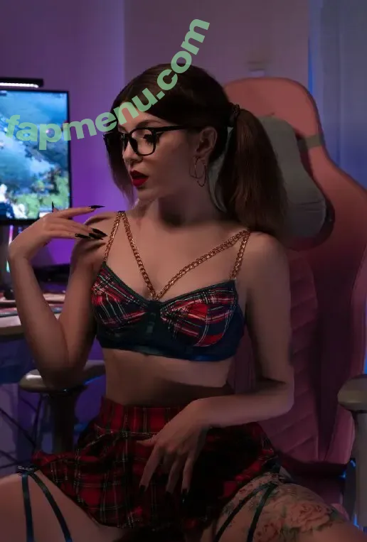 Olyashaa nude photo #1981 (deepfake / olyashaasaxon)