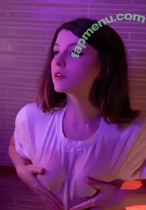 Olyashaa / deepfake / olyashaasaxon nude photo #2143