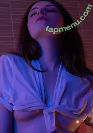 Olyashaa / deepfake / olyashaasaxon nude photo #2146