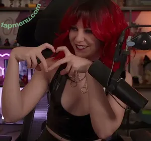 Olyashaa / deepfake / olyashaa_official / olyashaasaxon nude photo #2205