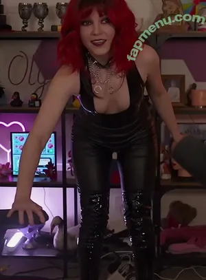 Olyashaa / deepfake / olyashaa_official / olyashaasaxon nude photo #2207