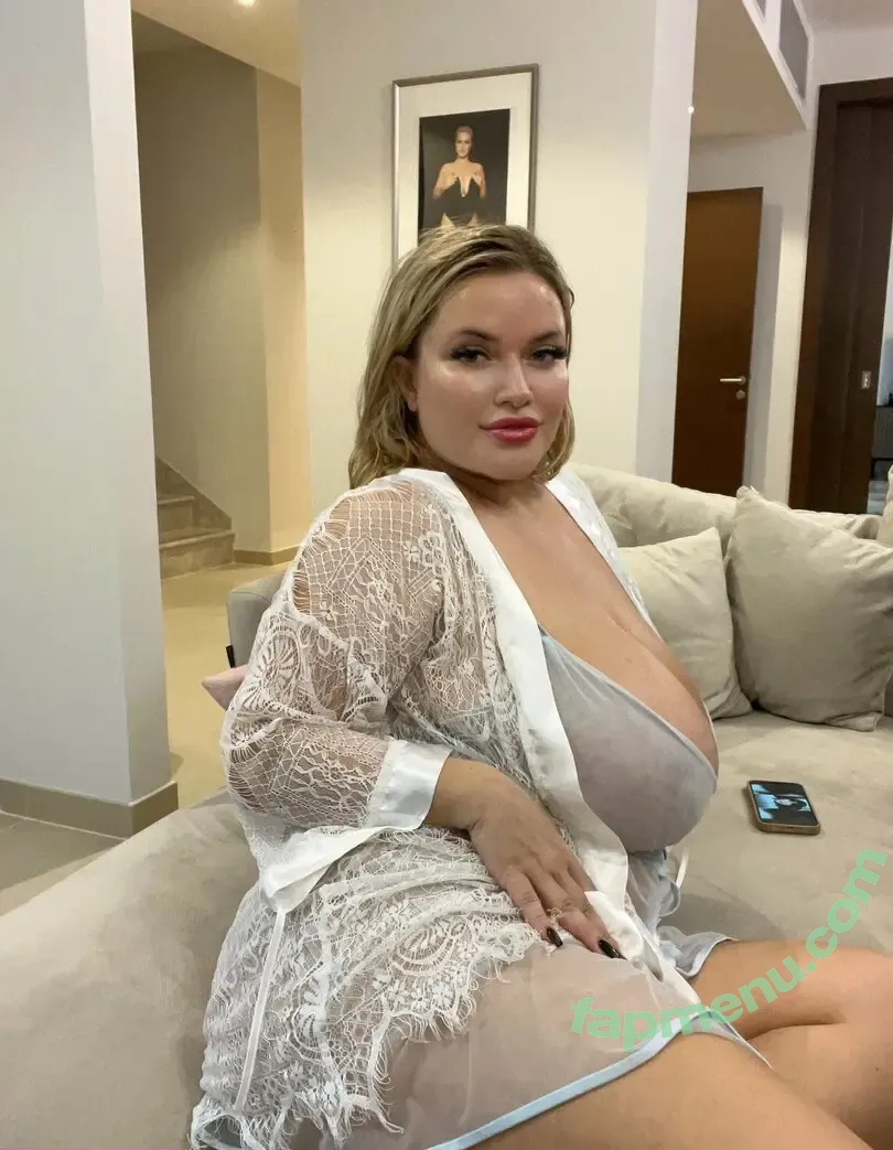 olyriaroy nude photo #0021 (olyria_roy)