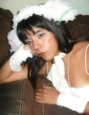 Om4ly nude photo #0524