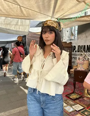 Om4ly nude photo #0627