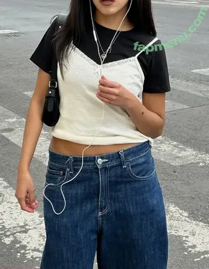 Om4ly nude photo #0699