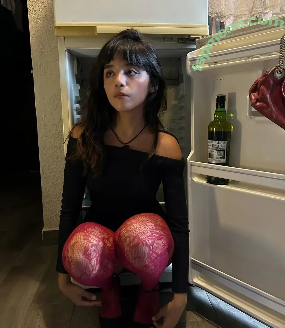 Om4ly nude photo #0075 (Om4ly)