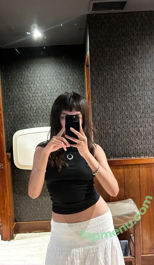 Om4ly nude photo #0087 (Om4ly)