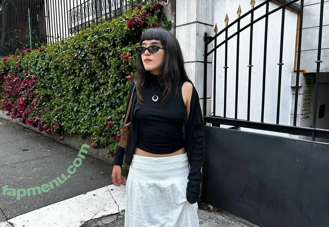 Om4ly nude photo #0095 (Om4ly)