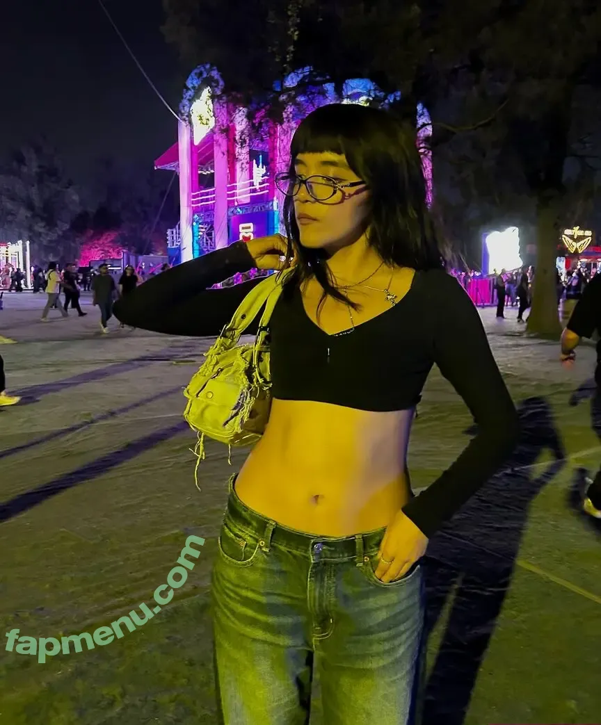 Om4ly nude photo #0119 (Om4ly)