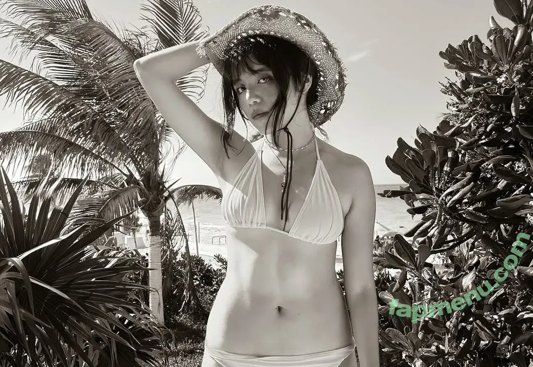 Om4ly nude photo #0403 (Om4ly)