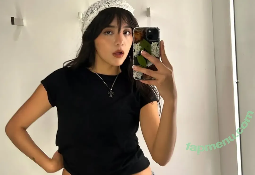 Om4ly nude photo #0712 (Om4ly)