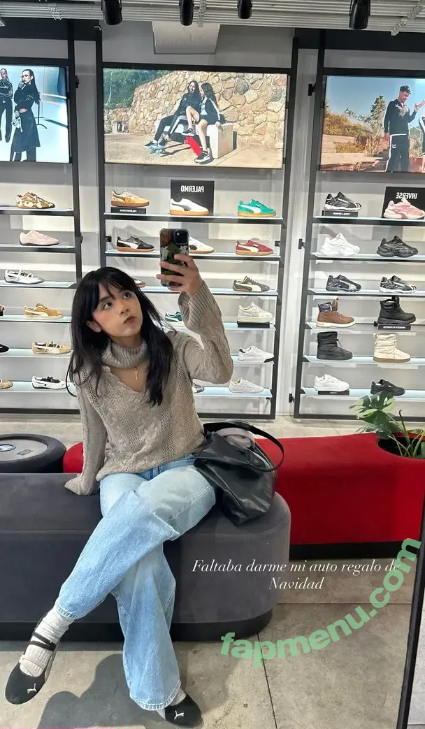 Om4ly nude photo #0718 (Om4ly)