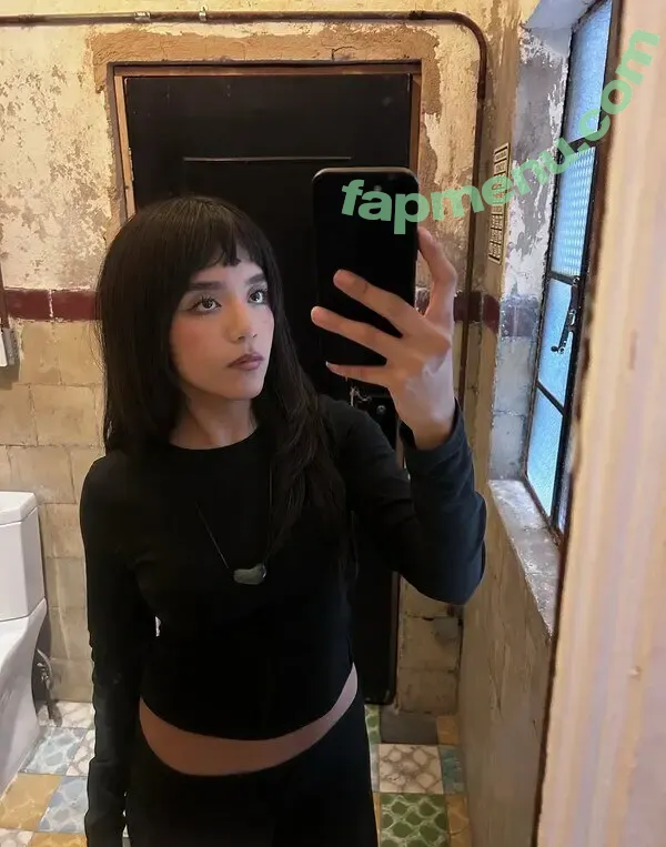 Om4ly nude photo #1147 (Om4ly)