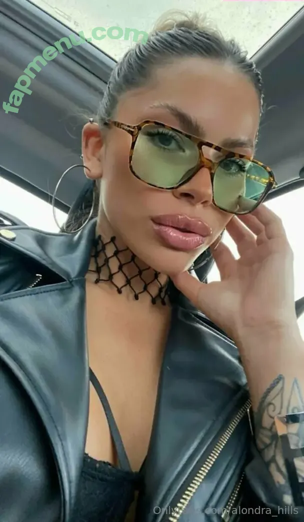 omalia nude photo #0003 (mollyomalia)