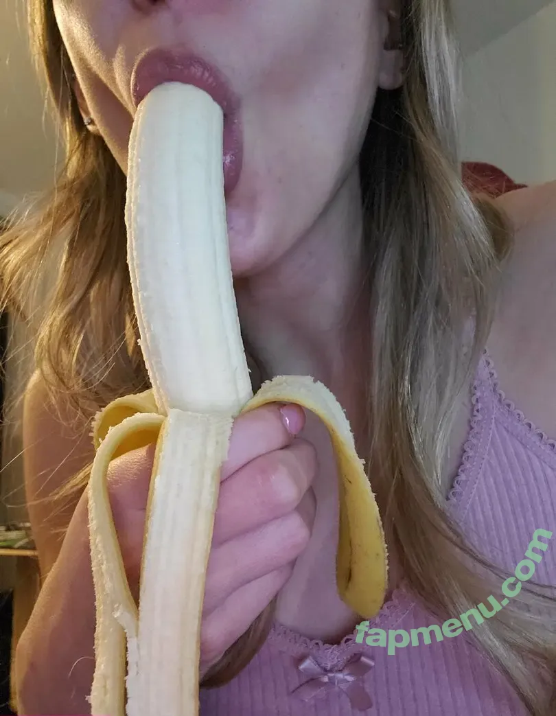 omgchloe nude photo #0005 (omgchloe)