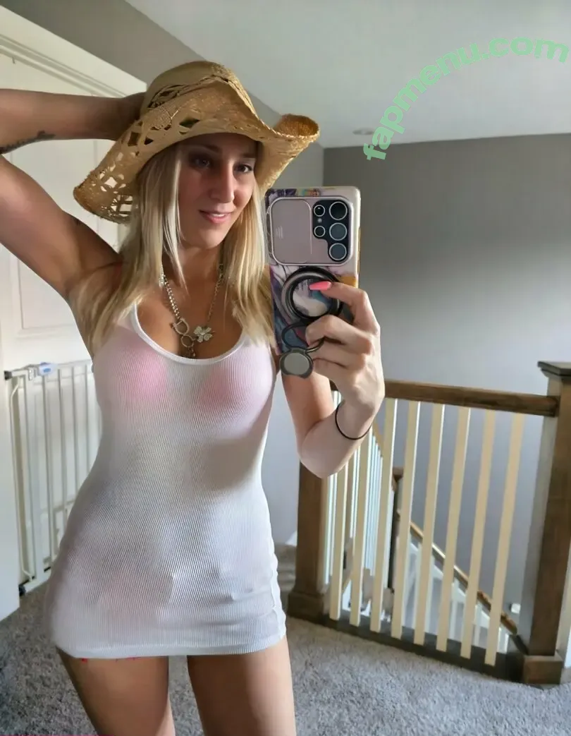 omgchloe nude photo #0050 (omgchloe)