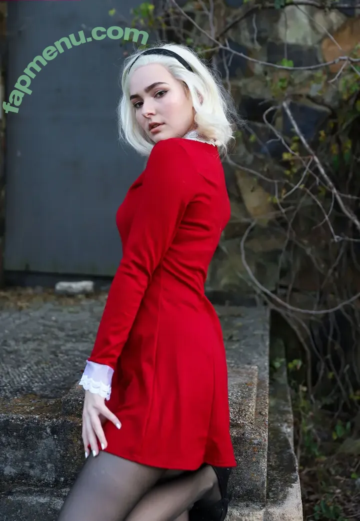 OMGCosplay nude photo #0208 (Mags.IRL / magsgonewild)