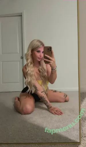 omglexibuns / k1ngsalas / tattedfairyvip nude photo #0008