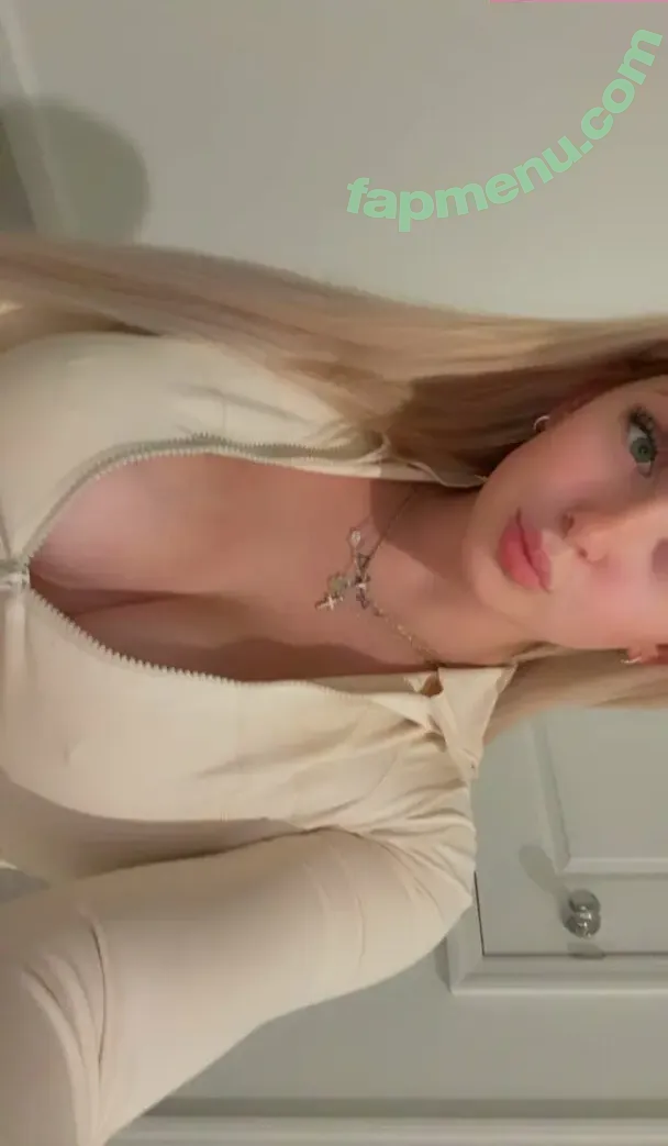 omglexibuns nude photo #0015 (k1ngsalas / tattedfairyvip)