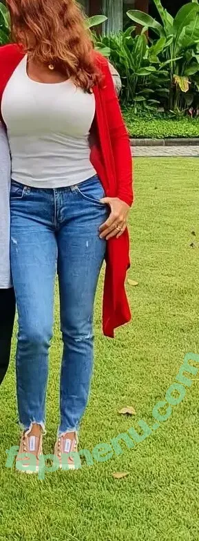 Omnimundi nude photo #0164 (omnimunditravel2119)