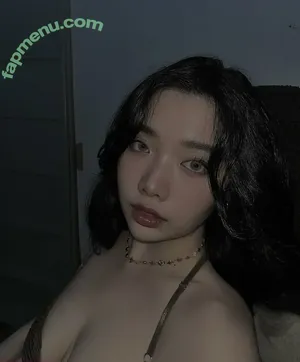 Omulet_t nude photo #0007