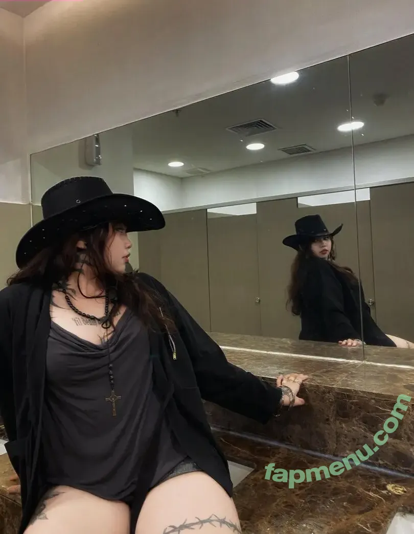 on1ashie nude photo #0123 (_on1ashie)