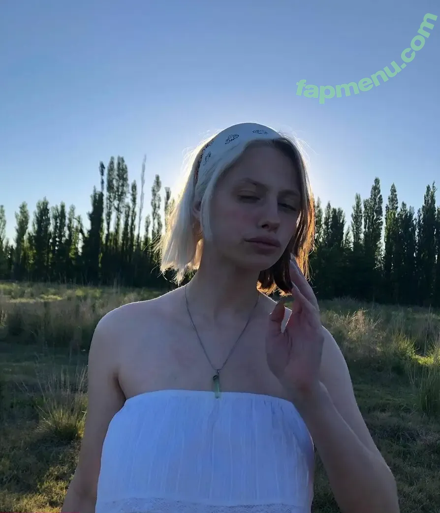 Ona Cimolai nude photo #0052 (onacimolai)