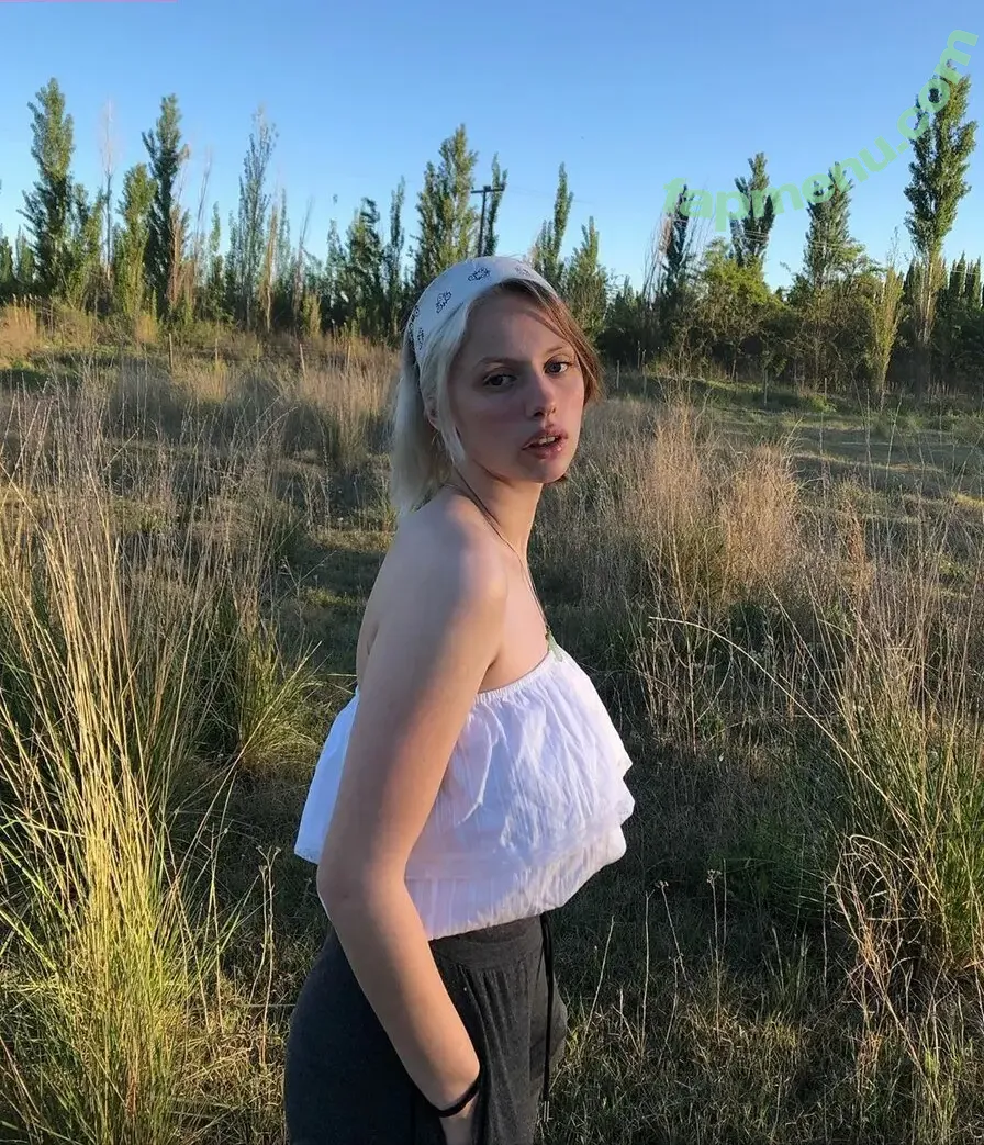 Ona Cimolai nude photo #0053 (onacimolai)