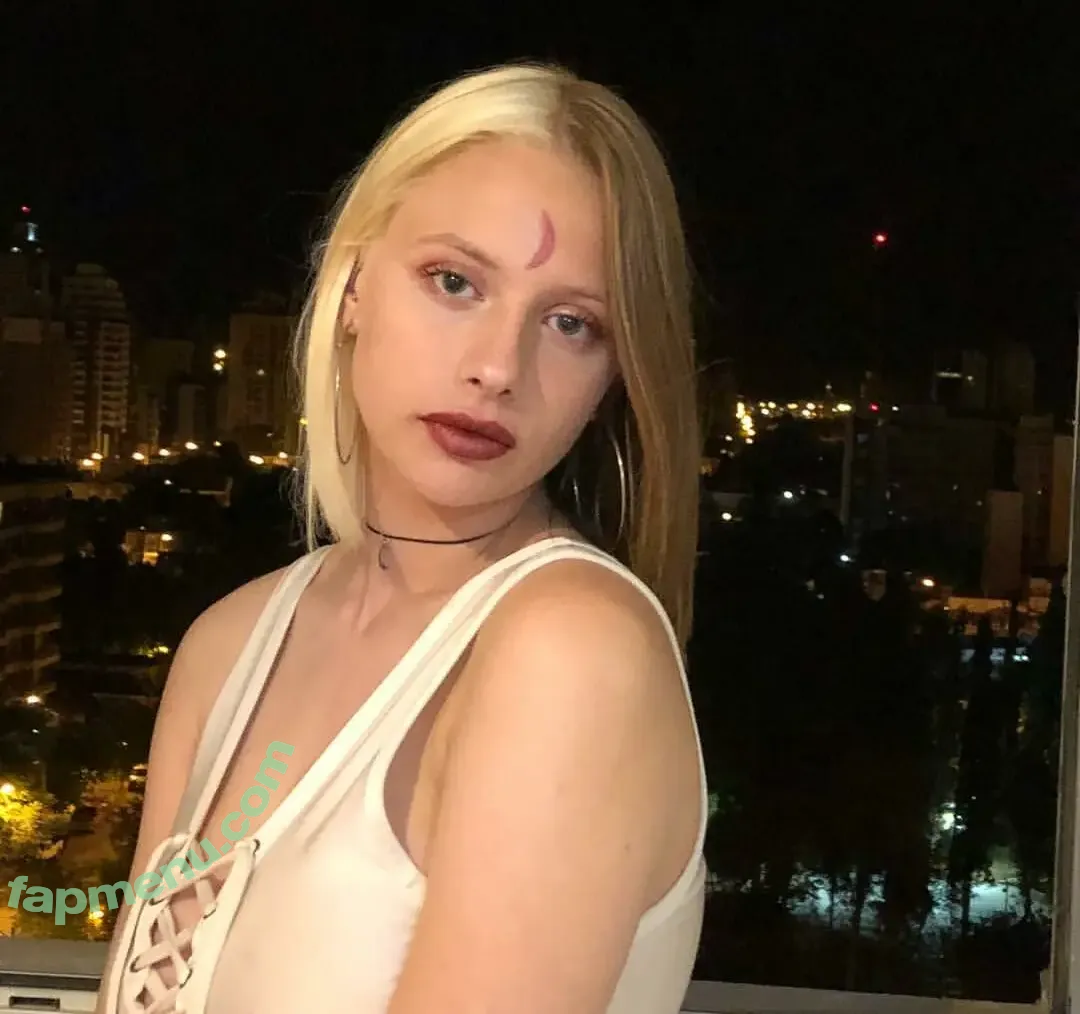 Ona Cimolai nude photo #0098 (onacimolai)