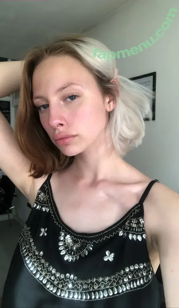 Ona Cimolai nude photo #0123 (onacimolai)