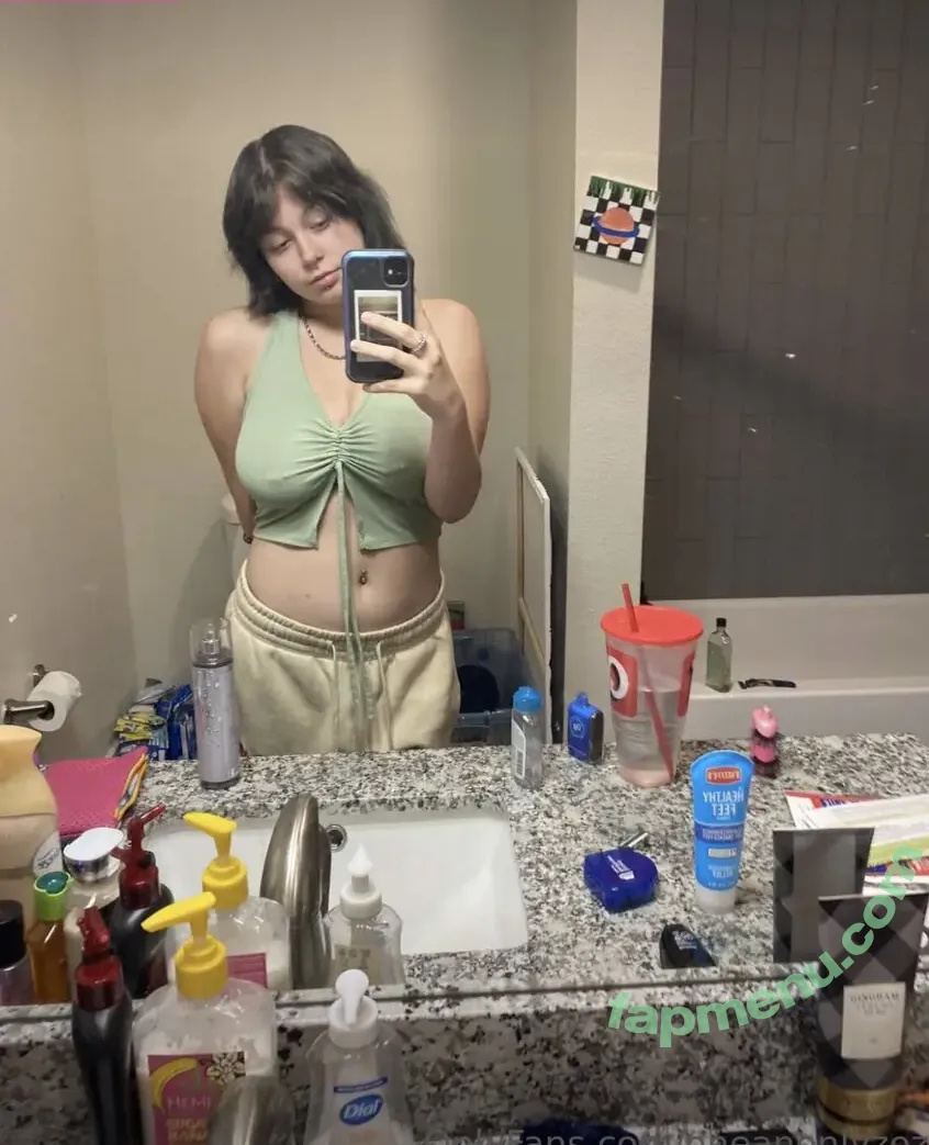 oneanonlyzozo nude photo #0022 (oneanonlyzozo)