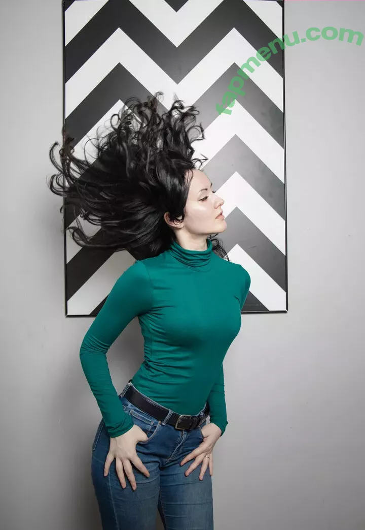 Oniksiya Sofinikum nude photo #1833 (AdamaeOniksiya / nuviponyali / oniksiya_sofinikum / sofinikum)